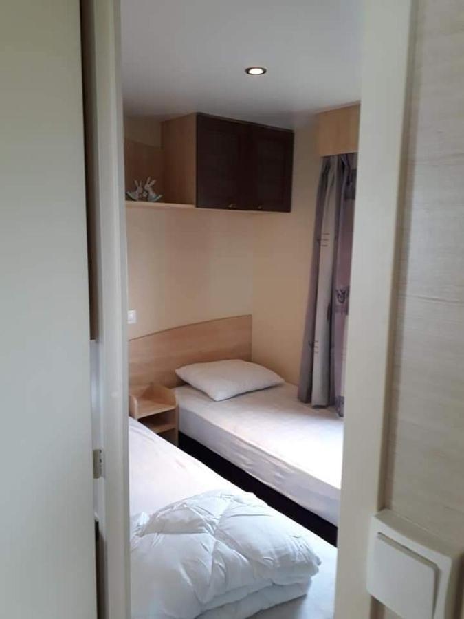 Stacaravan 4Pers In Bredene Met Eigen Tuintje 2449 Exterior photo
